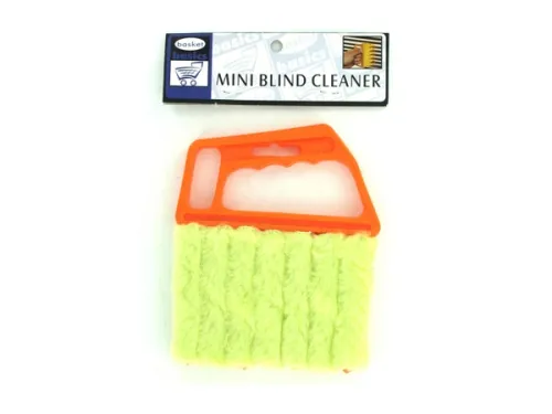 Kole Imports - BB017 - Mini Blind Cleaner With 7 Rollers